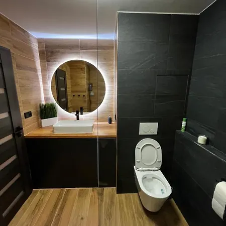 Spaní Na Paletách Kousek Od Centra Hradce Králové Apartmán